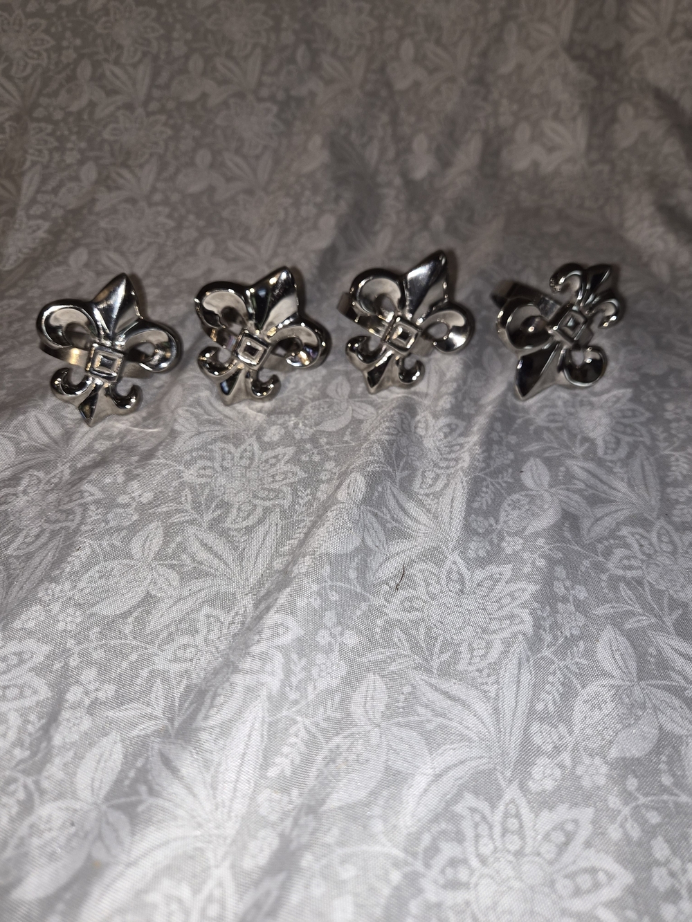 Pier 1 Imports Fleur de Lis napkin rings